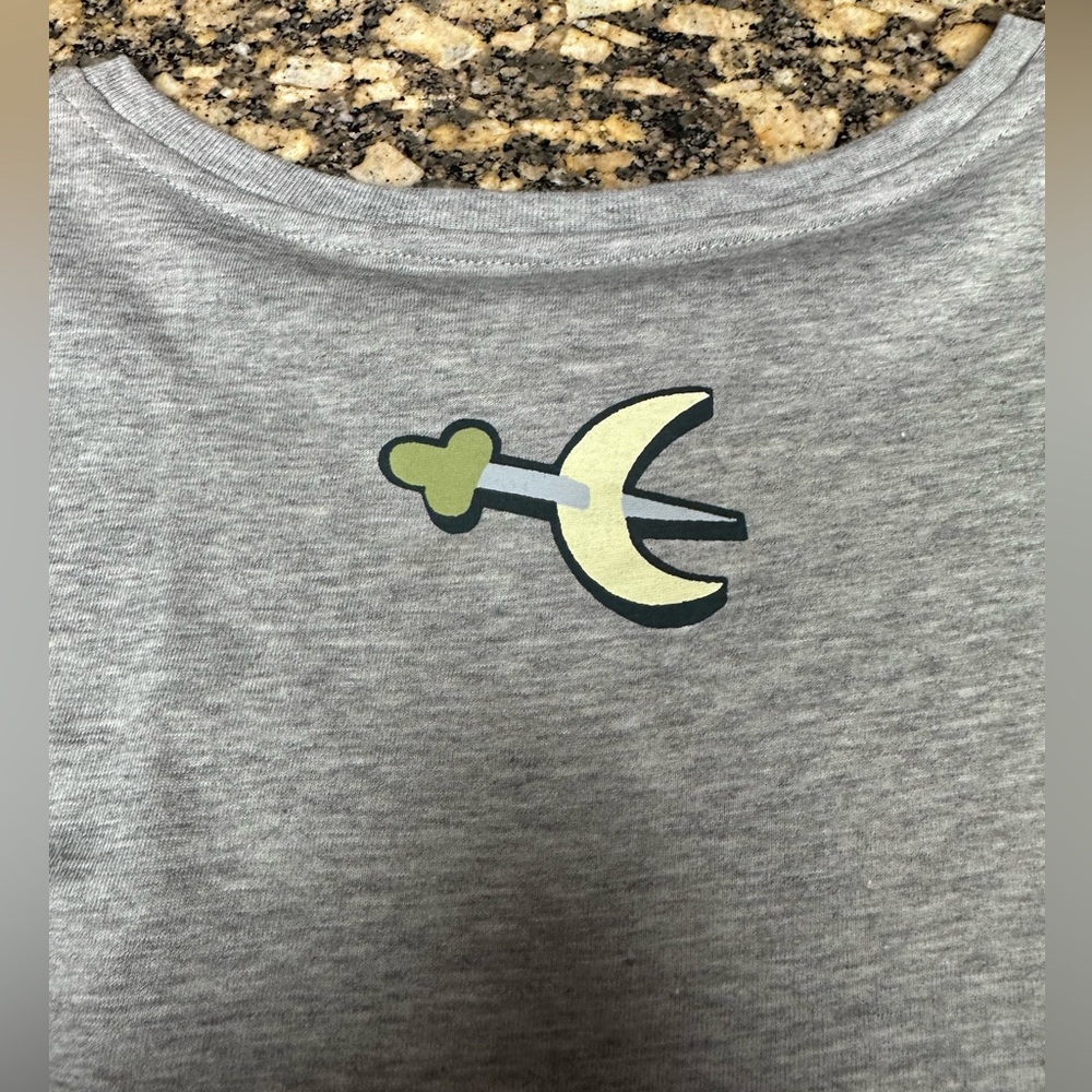 Gucci Gray Tee with Yellow and Pink Graphic - Picture 6 of 6